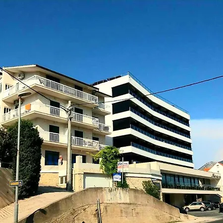 Apartment Cosic Duce