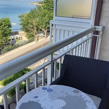 Cosic Apartment
