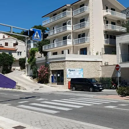 Apartment Cosic Duce