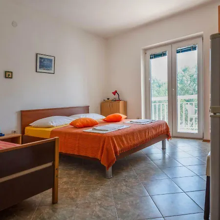 Cosic Apartment *